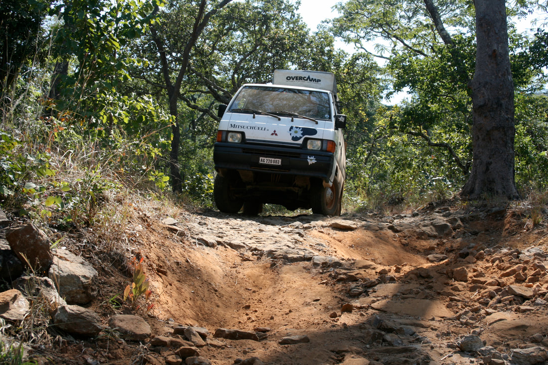 Unser treues Mitsuchüeli II – Mitsubishi L300
